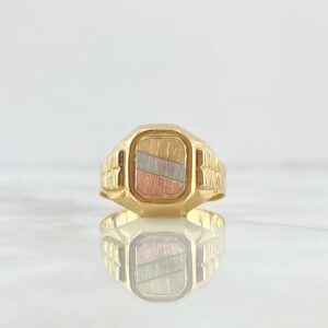 Anillo Sello Cuadrado 4.45gr / T6 1/4 / Tres Lineas Tres Oros 18K