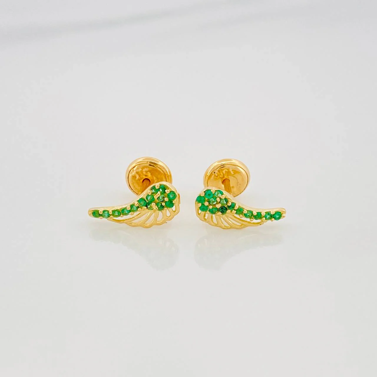 Topos Alas 0.8 g / 4.8 mm Oro Amarillo 18K