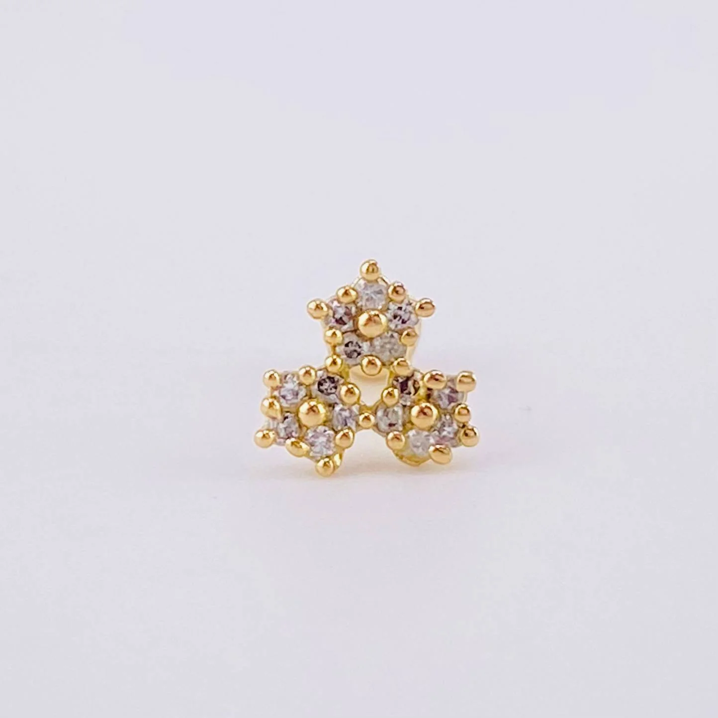 Piercing Trio De Estrellas 0.45 g / 1 cm Oro Amarillo 18K